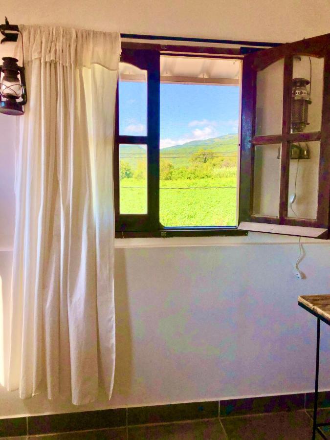 Hostal Los Faroles 치코아나 외부 사진