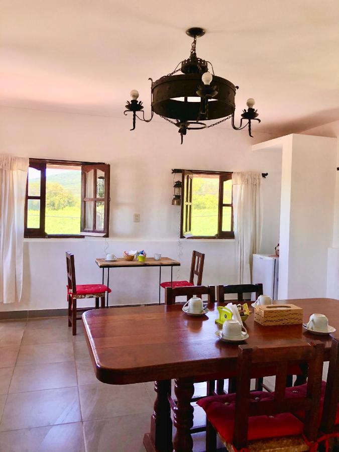 Hostal Los Faroles 치코아나 외부 사진