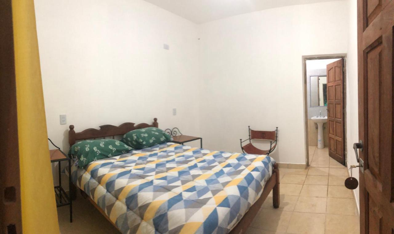 Hostal Los Faroles 치코아나 외부 사진