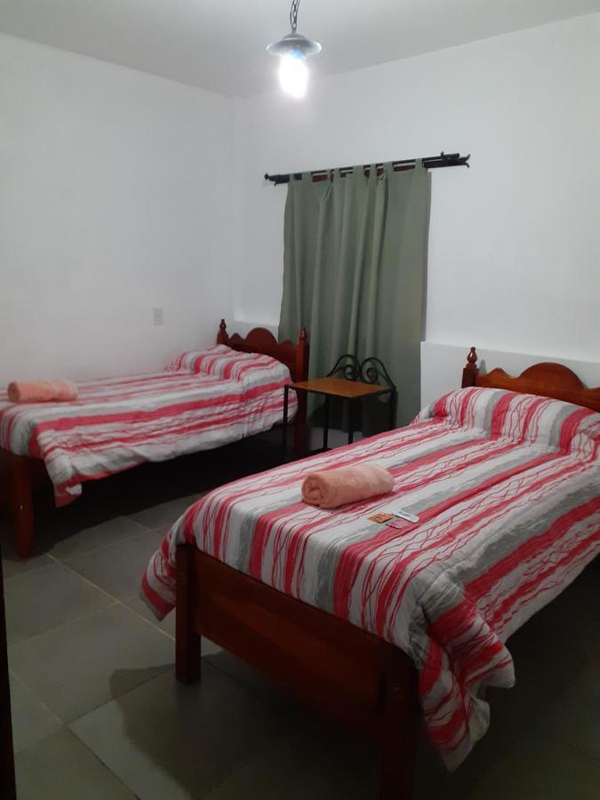 Hostal Los Faroles 치코아나 외부 사진