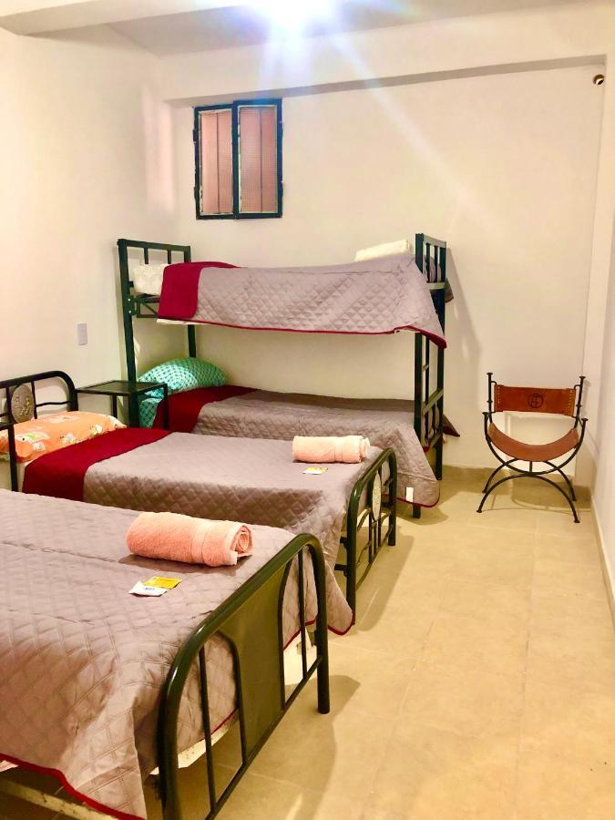 Hostal Los Faroles 치코아나 외부 사진