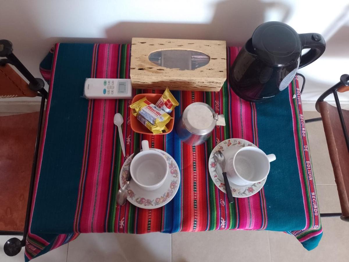 Hostal Los Faroles 치코아나 외부 사진