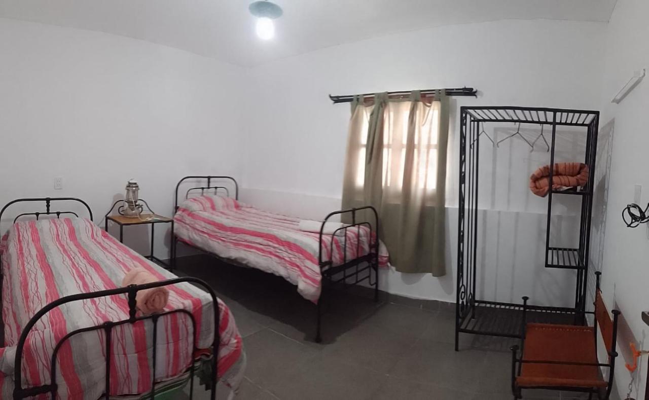 Hostal Los Faroles 치코아나 외부 사진