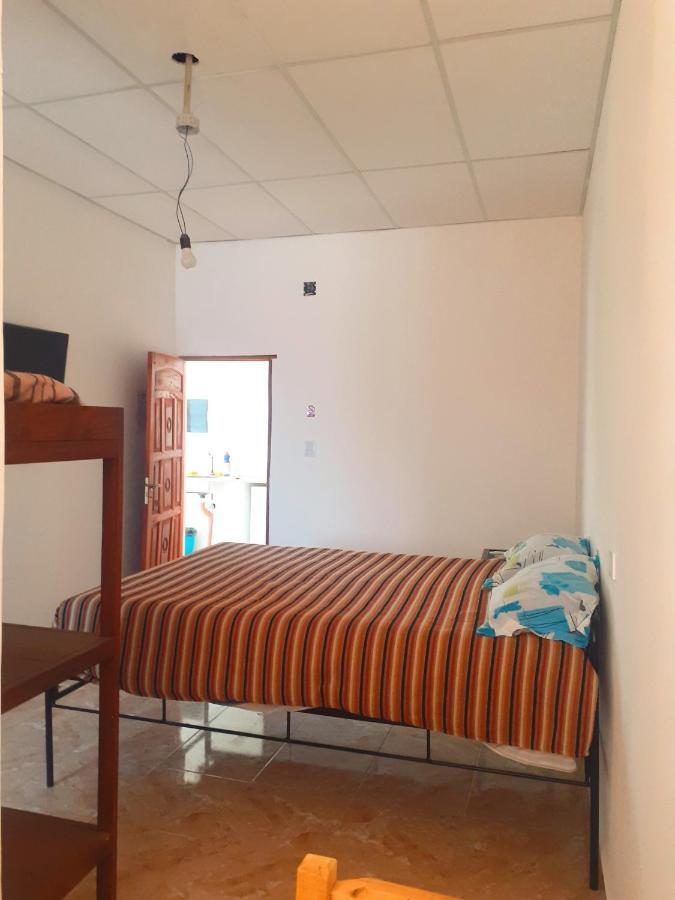 Hostal Los Faroles 치코아나 외부 사진