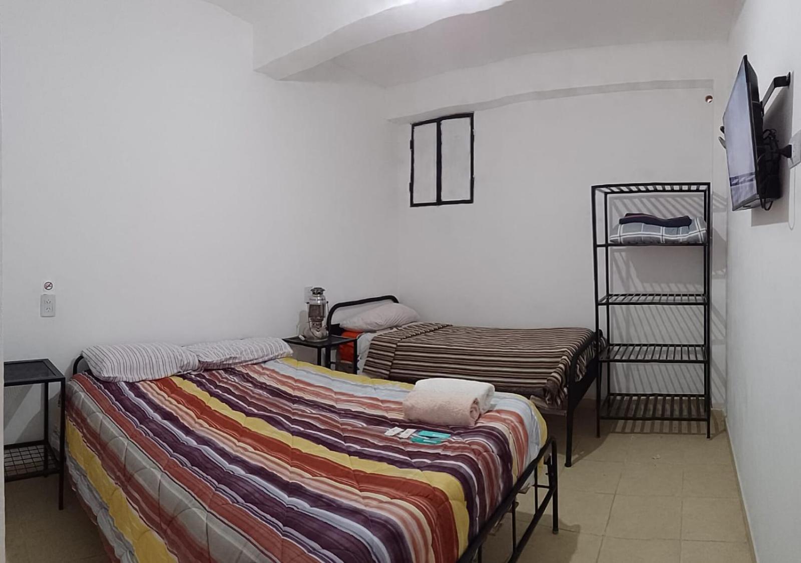 Hostal Los Faroles 치코아나 외부 사진