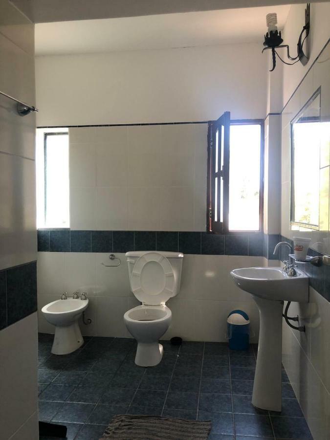 Hostal Los Faroles 치코아나 외부 사진