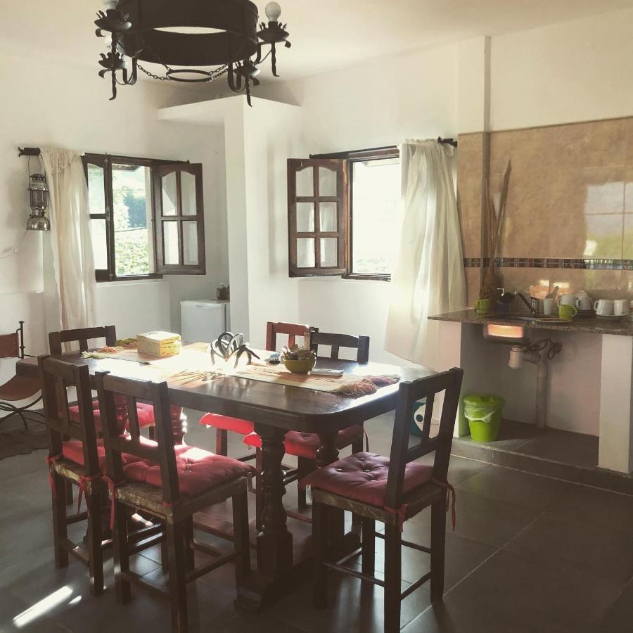 Hostal Los Faroles 치코아나 외부 사진